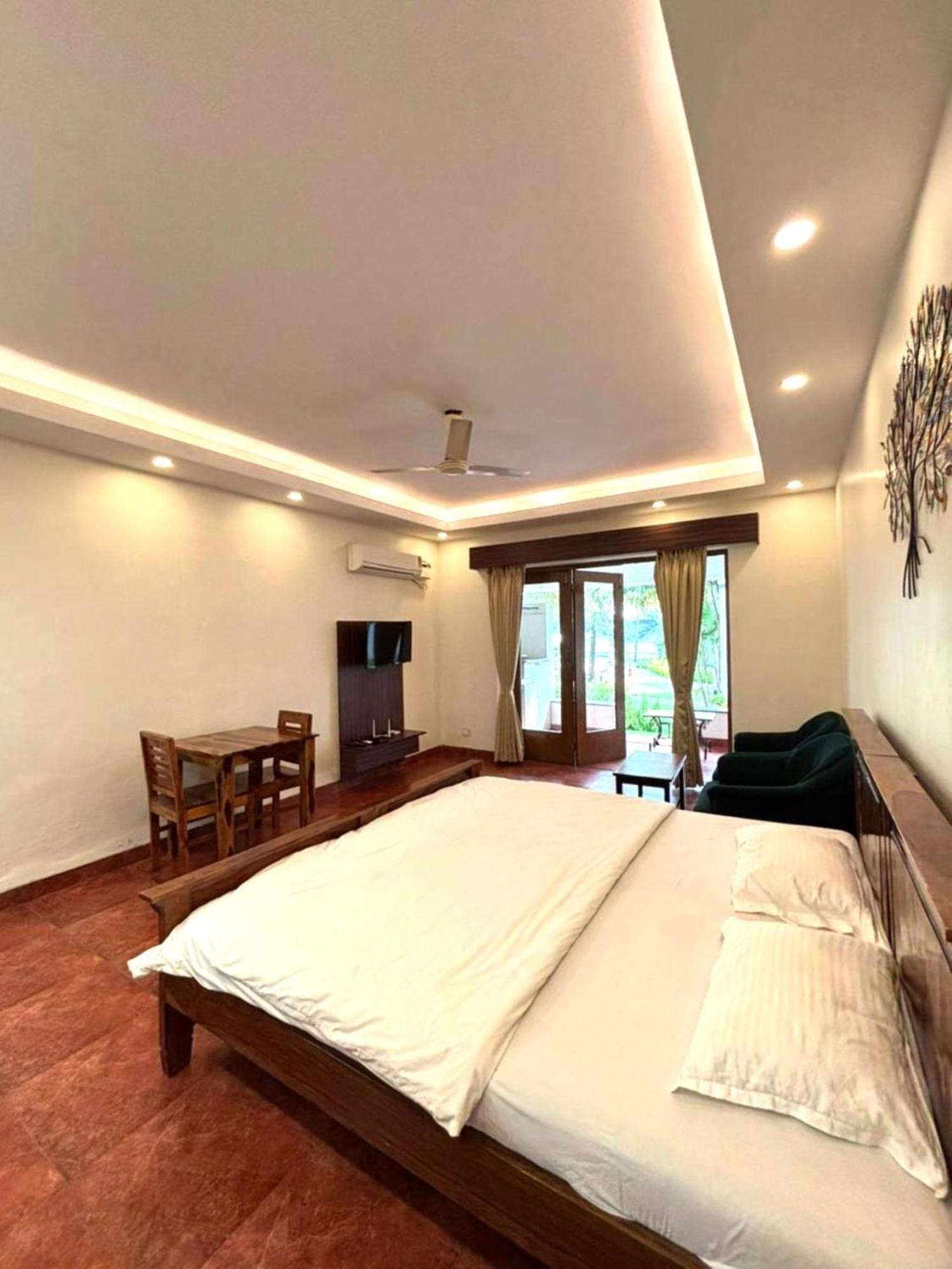 Riviera Sapphire Villa Siolim Exterior photo